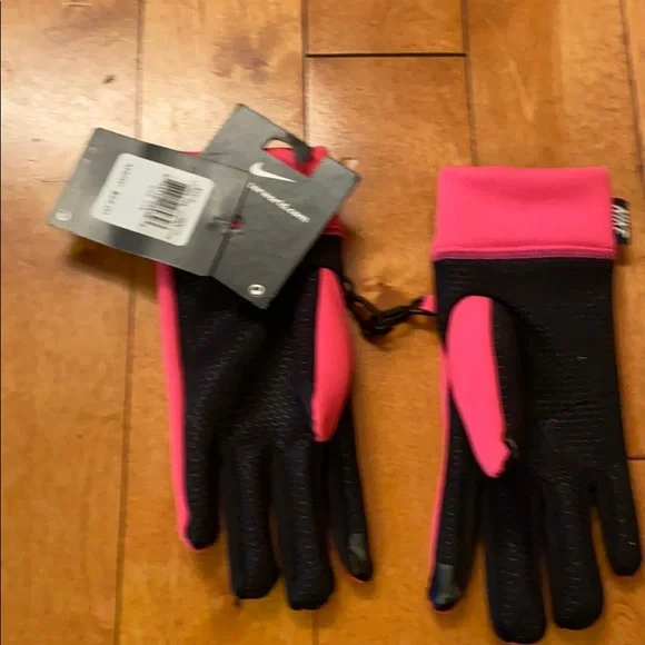 COPY - Youth Tech Glove - Picture 3 of 4